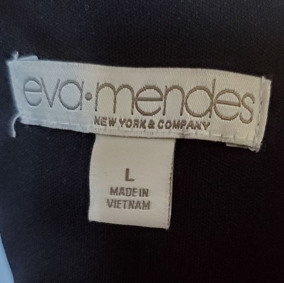 NY&C Dress with Lace Cap Sleeves NWOT - Picture 5 of 5